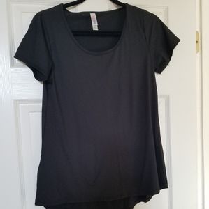 Lularoe Black Classic-T